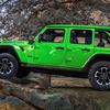 Miniatur-Jeep Wrangler in der Farbe Mojito Green