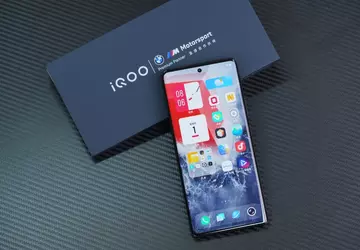 iQOO 10 Pro - Snapdragon 8+ ...