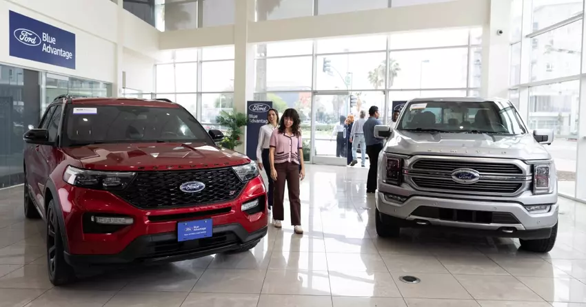 Ford, nach Hyundai, begann Gebrauchtwagen auf Amazon zu verkaufen