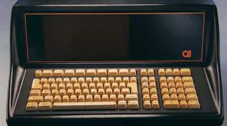 Reinigungsfirma findet beim Putzen des Hauses zufällig 2 der ersten 50 Jahre alten Desktop-Computer der Welt