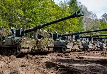Polen übergab der Ukraine 155-mm-Selbstfahrlafetten AHS ...