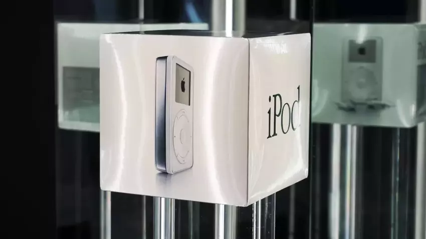 Ein Original-iPod von 2001 wurde für 29.000 Dollar verkauft.