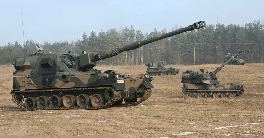 Polnische Panzerartillerieeinheiten vom Typ Krab mit einer Feuerreichweite von bis zu 40 km halfen der AFU bei der Befreiung der Region Charkiw