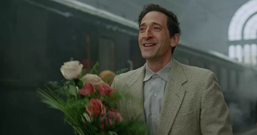 Adrien Brody gewinnt seinen zweiten Oscar als bester Hauptdarsteller in einem brutalistischen Film