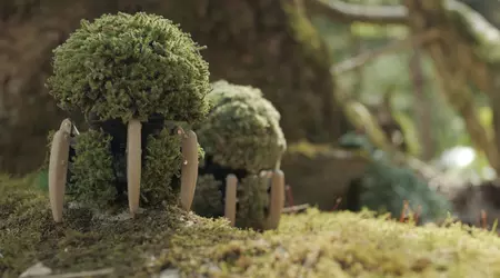 Töpfchen mit Beinen: Panasonic stellte den Öko-Roboter Umoz aus Moos vor, der sich auf der Suche nach bequemen Bedingungen im Haus bewegt