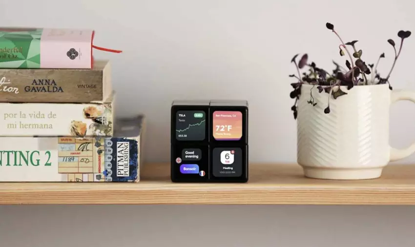 WOWCube zeigt nützliche Widgets