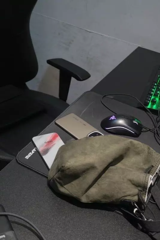 Fotos des iQOO 15 Smartphones