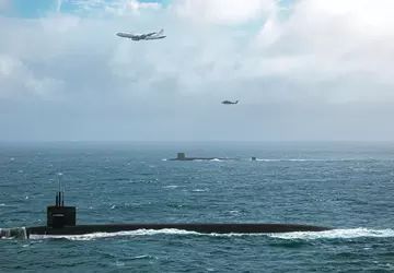 Die USA und Großbritannien führten Übungen ...