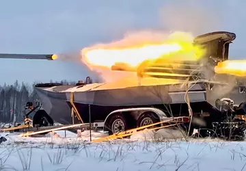 Die ukrainischen Sea-Baby-Marinedrohnen waren mit Grad-Mehrfachraketenwerfern ...