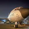 Die USA haben Luftbetankungsflugzeuge des Typs KC-135 Stratotanker nach Saudi-Arabien geschickt, um die KC-10 Extender zu ersetzen, die nach mehr als 30 Jahren Dienstzeit ausgemustert wurden-4 Die USA haben Luftbetankungsflugzeuge des Typs KC-135 Stratotanker nach Saudi-Arabien geschickt, um die KC-10 Extender zu ersetzen, die nach mehr als 30 Jahren Dienstzeit ausgemustert wurden-4