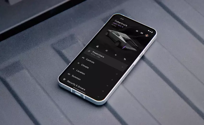 Unerwarteter Cameo-Auftritt: Das Glyph-lit Nothing Phone (1) erschien in einer Tesla Cybertruck Werbung