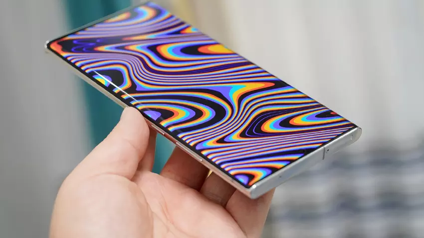 Samsung Galaxy S22 Ultra erhält einen verbesserten 108 MP-Aufnahmemodus und einen Bildschirm mit minimaler Krümmung