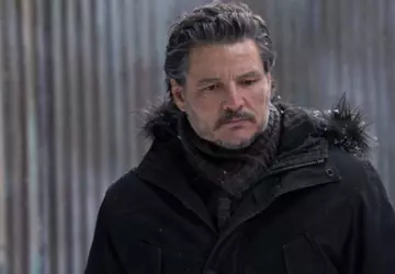 Pedro Pascal reagiert scherzhaft auf einen ...