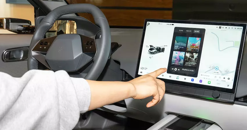 Hyundai Pleos Connect auf dem Vorführstand