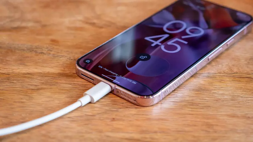 Google Pixel-Smartphones erhalten eine Funktion zur Begrenzung des Ladevorgangs auf 80 Prozent, um die Akkulaufzeit zu verbessern