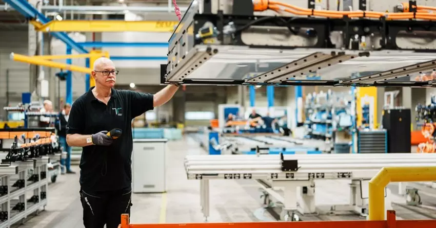 Batterieaufbereitung in der Mercedes-Benz-Anlage