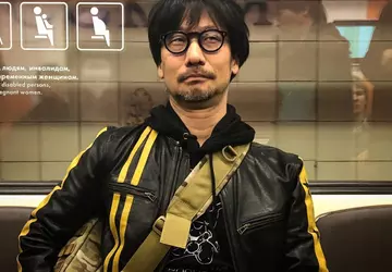 Wo ruft Kojima an? Auf dem ...