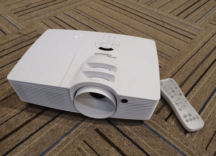 Optoma HD28dse oder Optoma HD146X