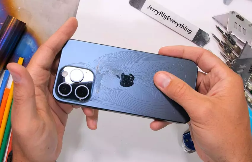 Titan-iPhone 15 Pro Max fällt beim Haltbarkeitstest durch (Video)