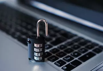 Apple warnt polnische Staatsanwaltschaft vor möglichem ...