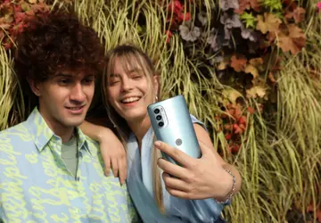 Motorola bringt die Smartphones Moto G62 ...