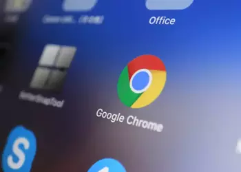 Google fügt Chrome den Assistenten Gemini ...