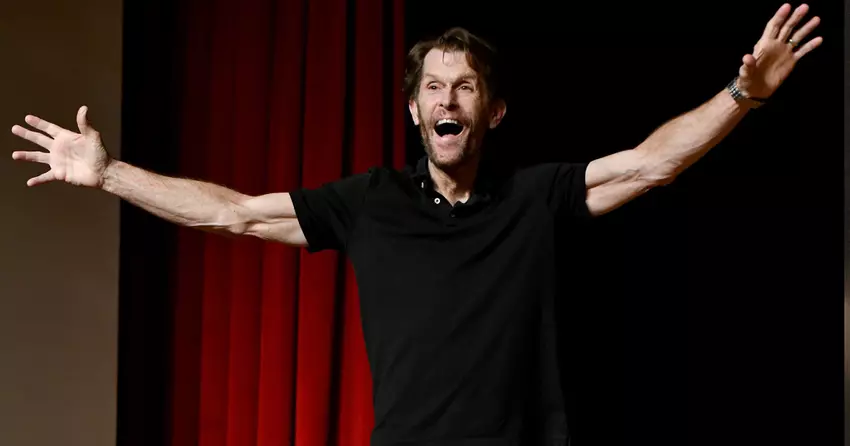 Die Stimme des legendären Kevin Conroy, der vor allem durch seine Rolle als Batman bekannt wurde, wird posthum in der Anime-Serie Devil May Cry auftreten