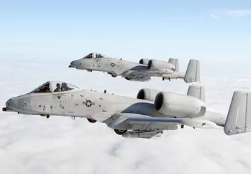 Die USA bilden heimlich ukrainische Piloten ...