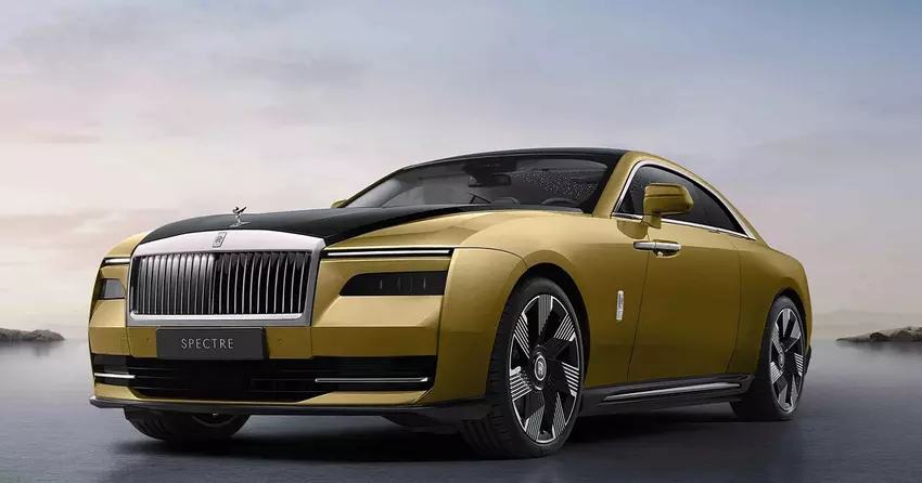 Der Spectre ist der erste vollelektrische Rolls-Royce mit einem 577-PS-Motor, einer Reichweite von 420 km und einer Beschleunigung von 4,4 Sekunden auf 100 km/h