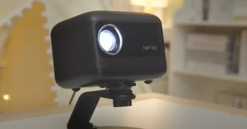 TOPTRO TR25 beamer test unter 200 euro