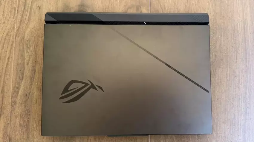 ROG Strix G16 vs. ROG Zephyrus G16