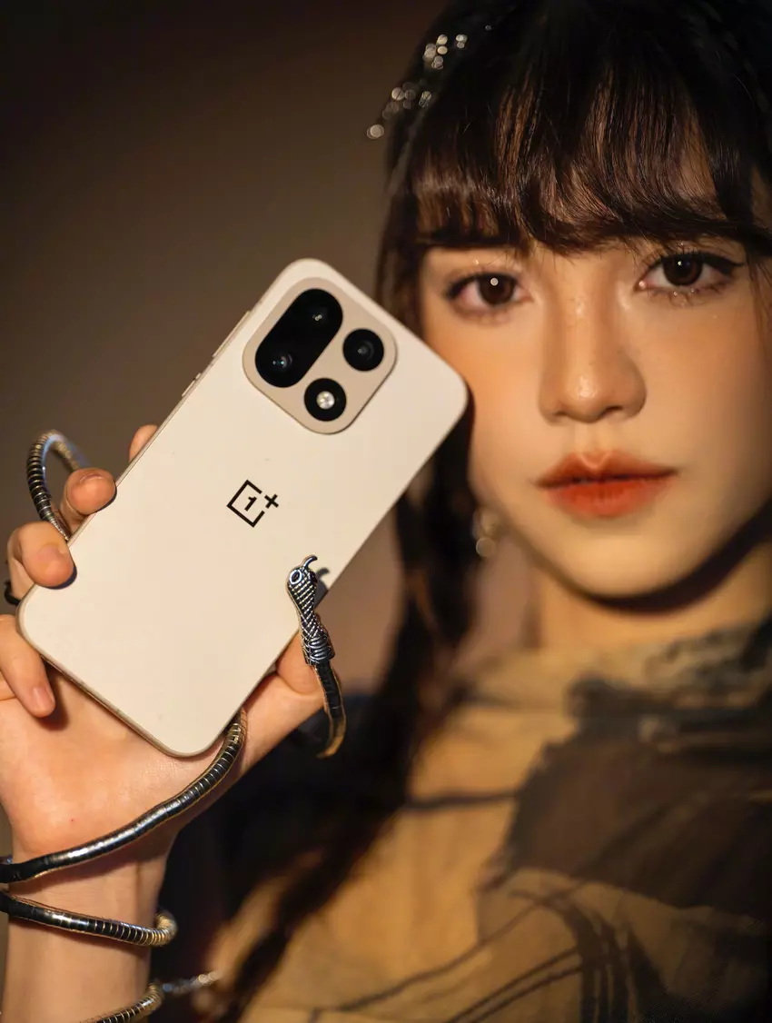 OnePlus 15 wird am 13. November weltweit verkauft, aber detaillierte Spezifikationen und Fotos sind bereits online