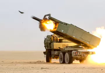 Pentagon bestätigt Lieferung von vier weiteren ...