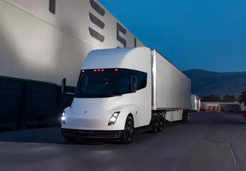 Elon Musk kündigte den Beginn der ...