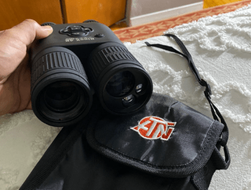 ATN BINOX 4K Jagdfernglas mit Entfernungsmesser