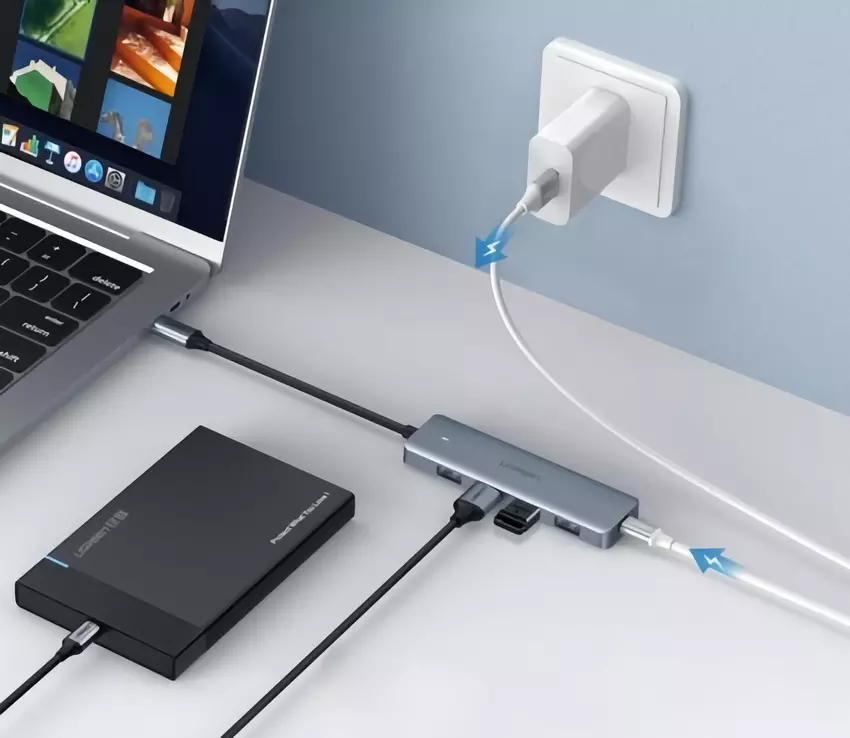 Ugreen MacBook-Hub mit vier USB-A-Anschlüssen und einem USB-C-Anschluss bei Amazon für 44% Rabatt erhältlich