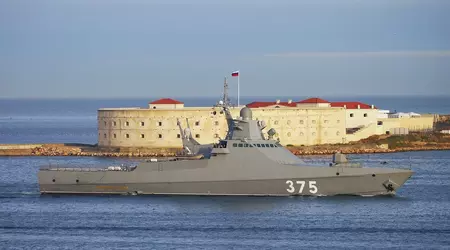 Die ukrainischen Verteidigungskräfte haben zwei neue russische Schiffe des Typs Wassili Bykow getroffen, die Kh-35-Schiffsabwehrraketen und Kalibr-Marschflugkörper tragen können