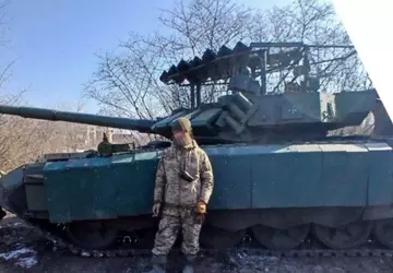 Die Russen setzen ihren einzigen T-72B3M ...