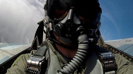 Weltrekord: Ukrainischer F-16-Pilot schießt zum ersten Mal weltweit 6 Marschflugkörper in einem Kampfeinsatz ab