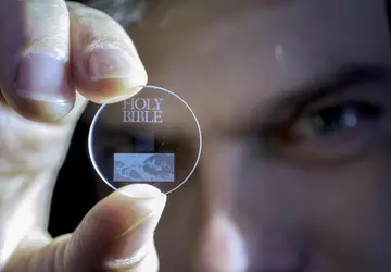 Die 5D-Technologie ermöglicht die Speicherung von ...