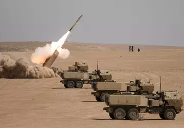 HIMARS und Tochka-U haben über Nacht ...