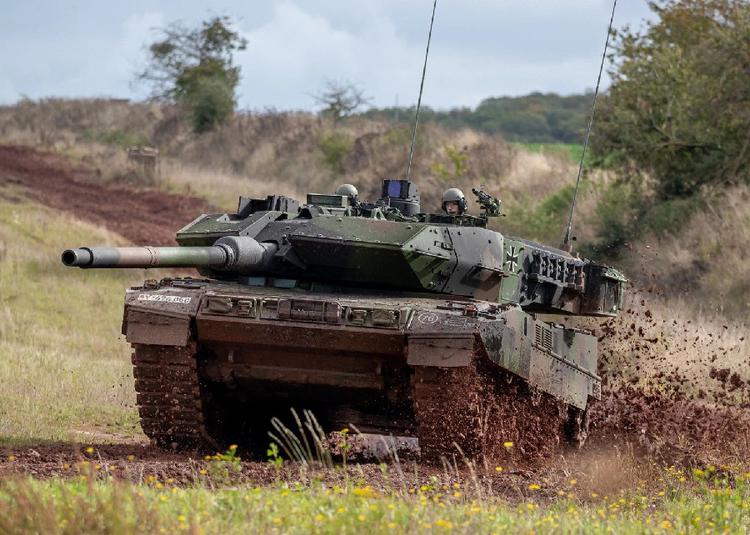 Die Niederlande kaufen 46 Leopard-2-Panzer und ...