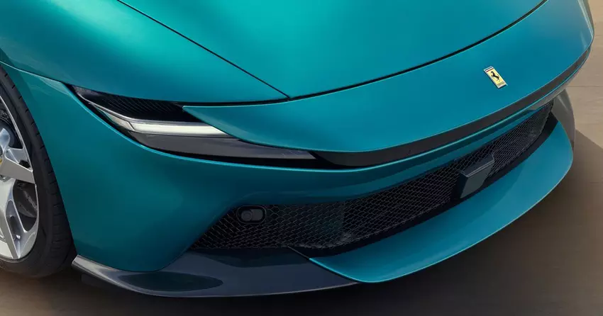 Ferrari hat ein automatisches Bremssystem entwickelt, um den Splitter vor Bordsteinen zu schützen