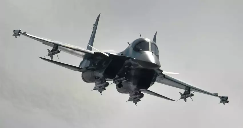 Die Russen haben eine neue Serie von Jagdbombern des Typs Su-34M erhalten, die intelligente Bomben abwerfen können