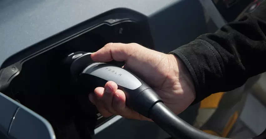 Tesla Charger Connection