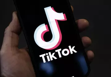 Trump verschiebt 75-tägiges Verbot von TikTok ...