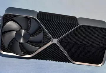 NVIDIA GeForce RTX 4080 ist viel ...
