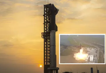 Raumschiff und Super Heavy explodieren beim ...