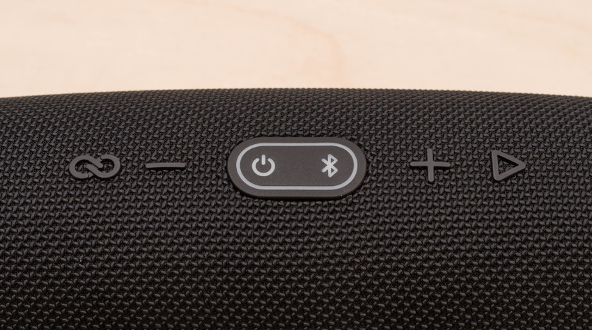 JBL Charge 5 Bassstarker portabler Lautsprecher