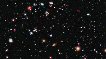 Es ist offiziell: Die Maisies sind eine der ältesten Galaxien im Universum, die 390 Millionen Jahre nach dem Urknall entstanden sind
